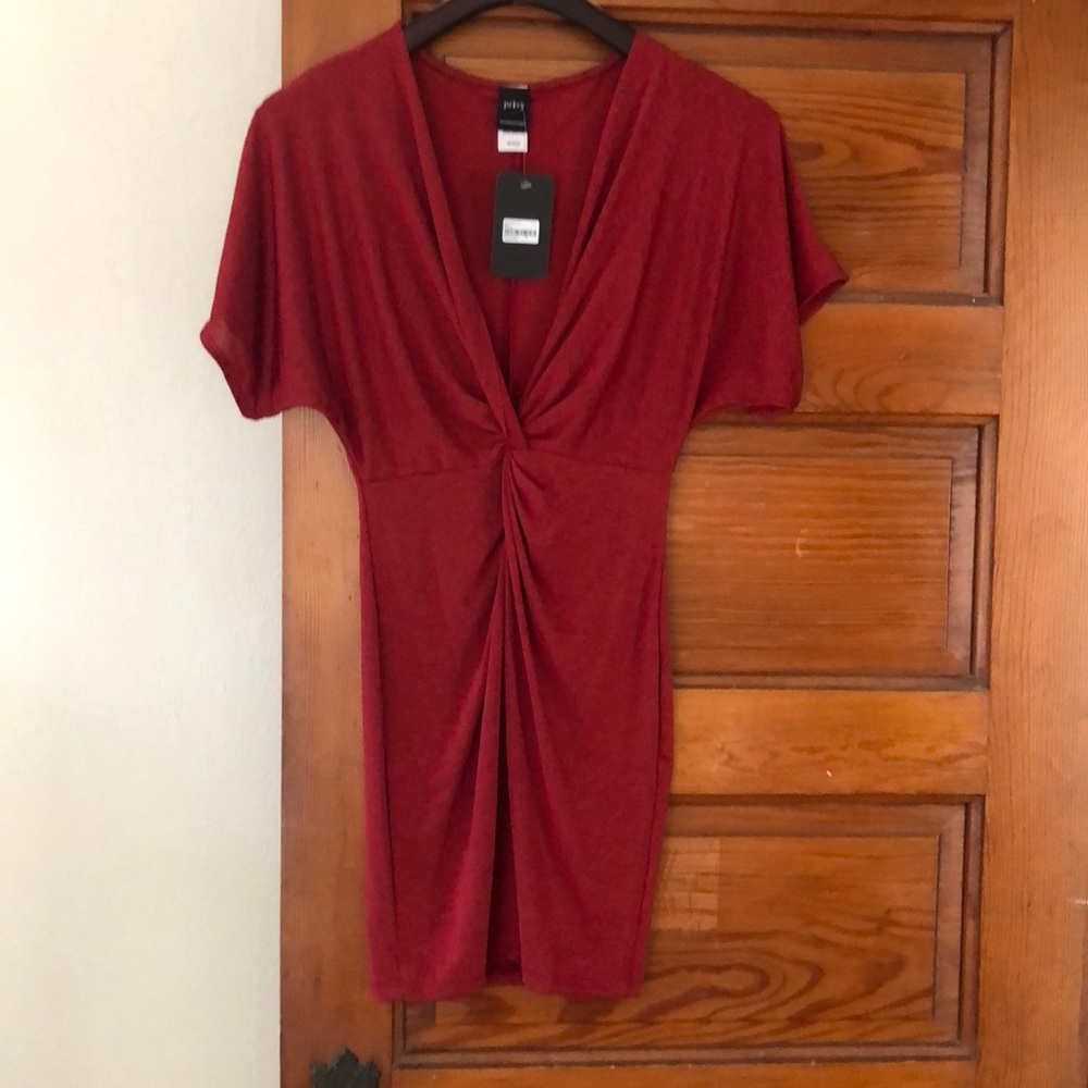 Red bodycon twist dress